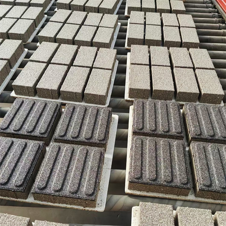 陶瓷颗粒透水砖16