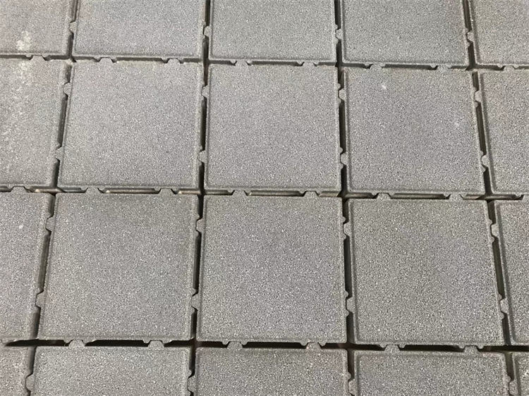 缝隙式透水砖04